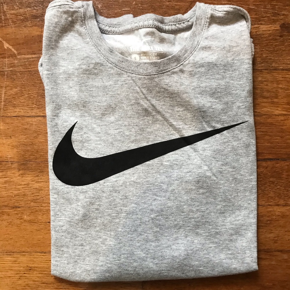 NIKE DRI FIT LONG SLEEVE TEE